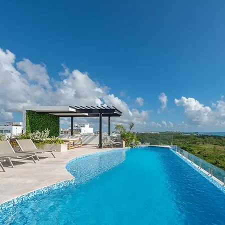Modern & Cozy Studio With Rooftop Pool & Gym