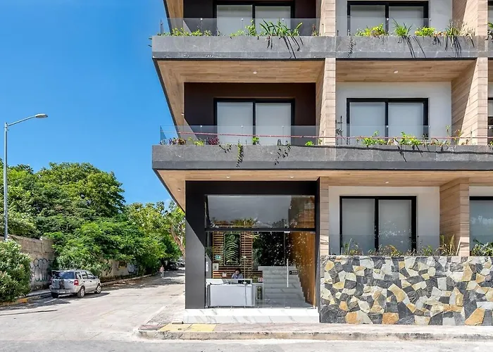 Modern & Cozy With Rooftop Pool & Gym *